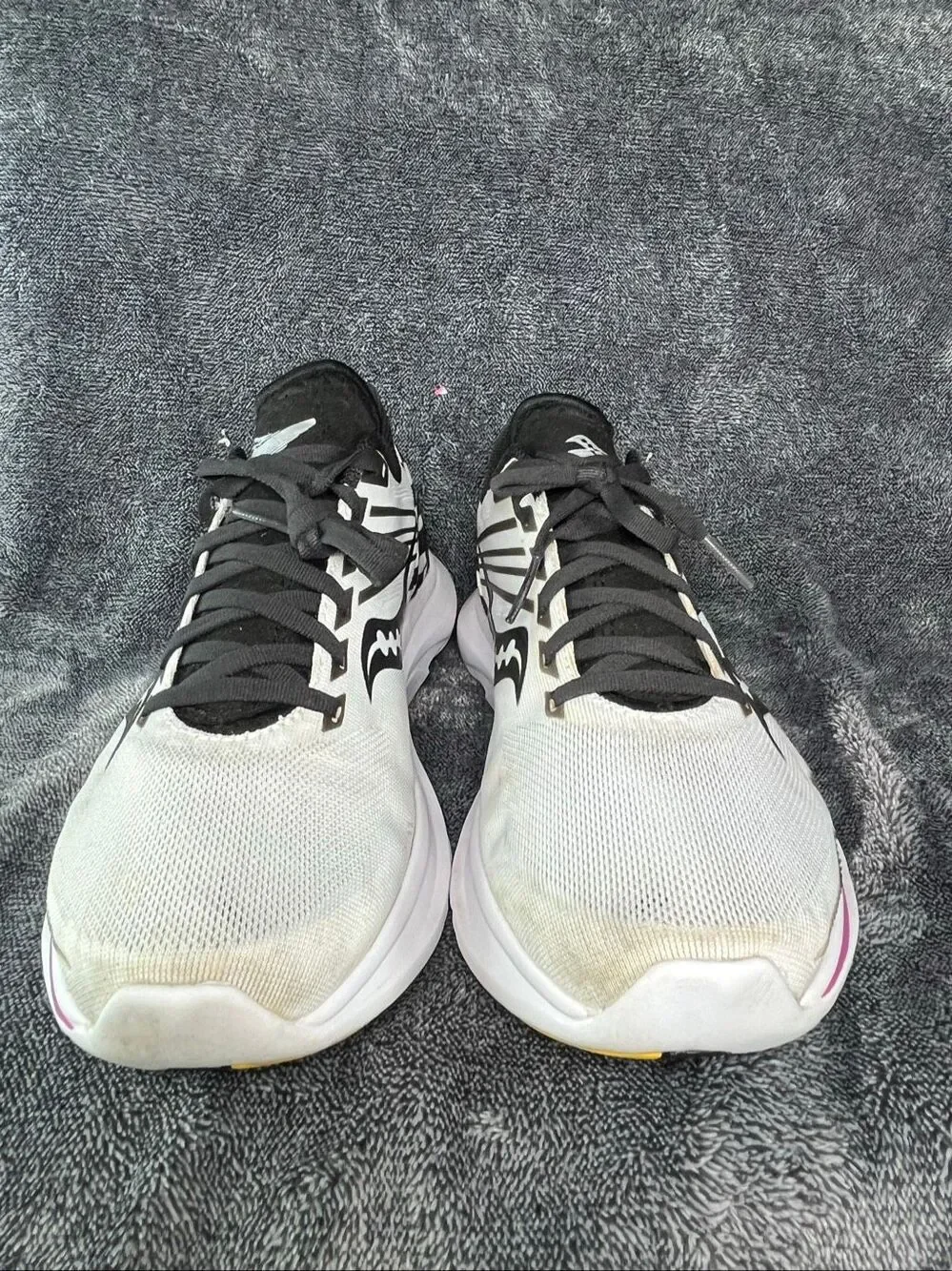 Saucony pre owned